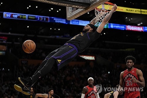 [NBA] 위기의 LA 레이커스, 무엇이 문제인가 (1) 감독, 전술편