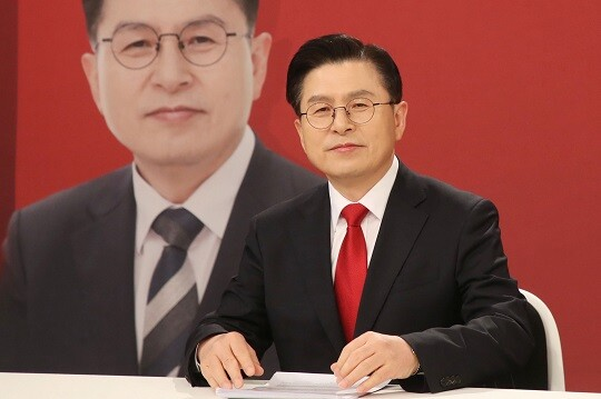 황교안 “대통령 후보 사퇴, 김문수 지지…똘똘 뭉쳐야 한다”