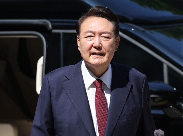 김건희 특검, 尹 체포영장 집행 불발…”완강히 거부”