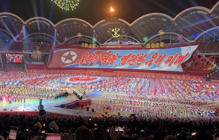 [사설] ‘적수국 압력’만 탓하는 80년 체제, 변화의 길은 여전히…