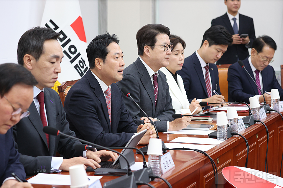 [사설] 보수의 길, 충성 아닌 이성으로 바로 세워야