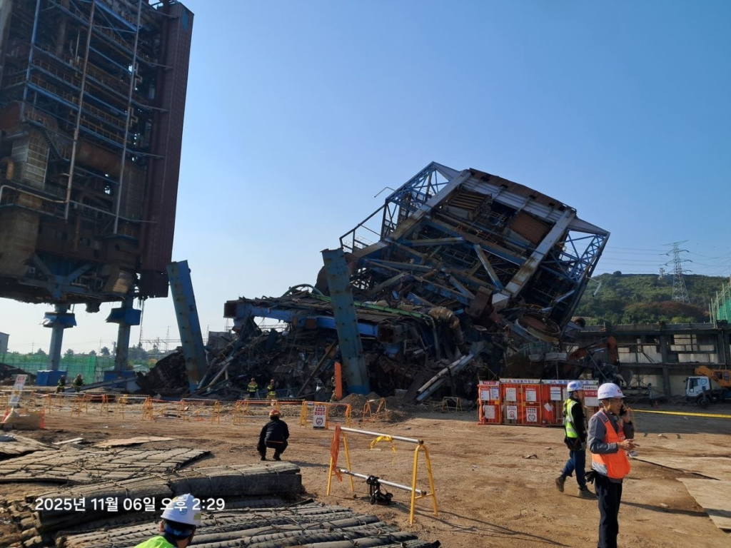 윤호중 행안부 장관 “울산화력발전소 매몰사고, 인명 구조에 총력 다하라”