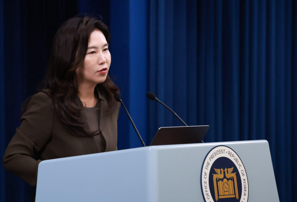 靑 “캄보디아 프놈펜서 스캠·성착취 조직 26명 검거…국민 재산 267억원&hellip;